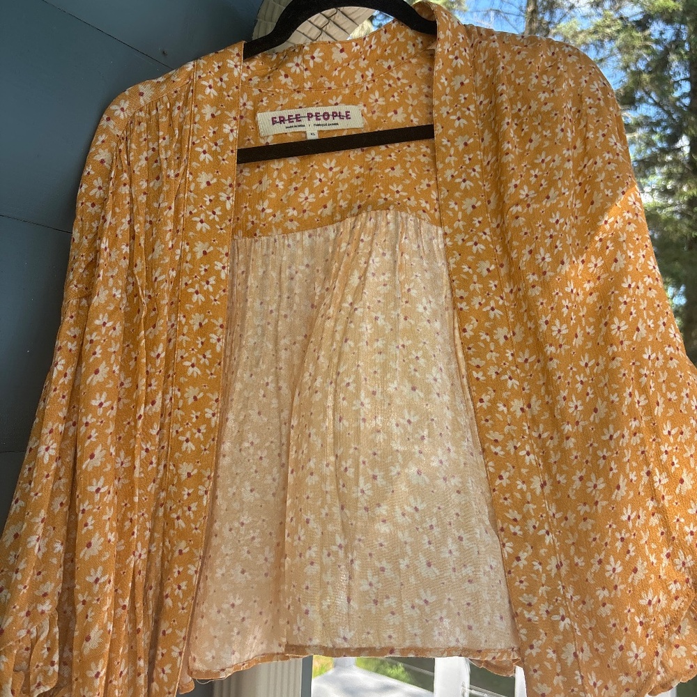 Free People Wrap Flower 🌸 Blouse